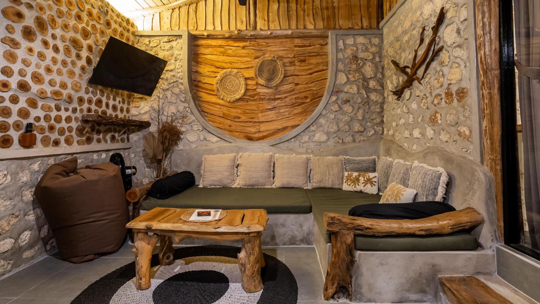 Alma Surf 6 - Cozy 01 Bed With Private Pool Uluwatu (Bali)