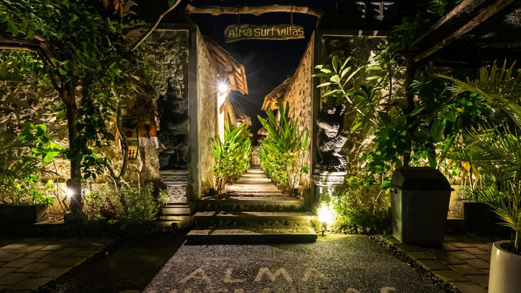 Alma Surf 6 - Cozy 01 Bed With Private Pool Apartemen