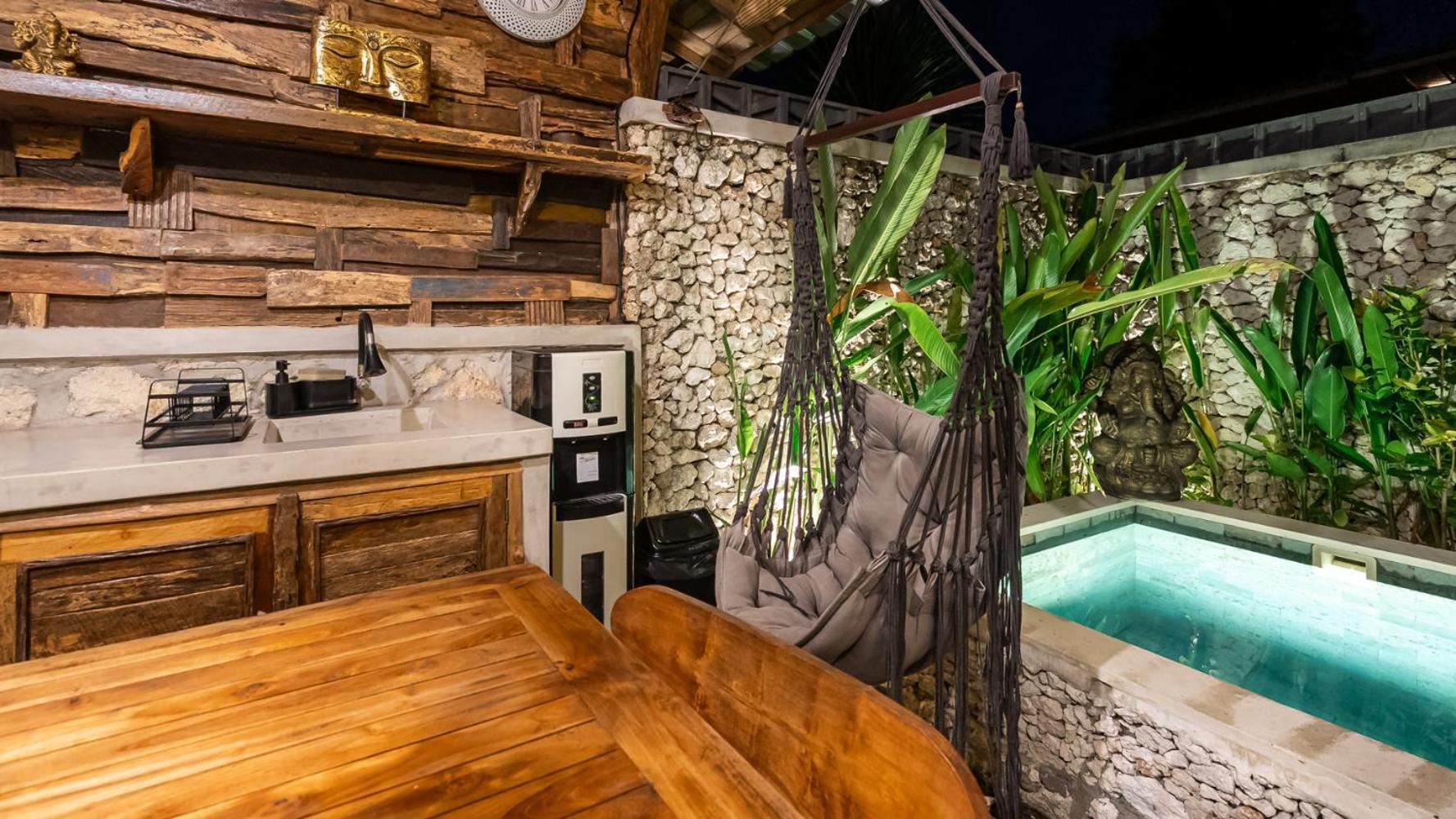 Apartemen Alma Surf 6 - Cozy 01 Bed With Private Pool *