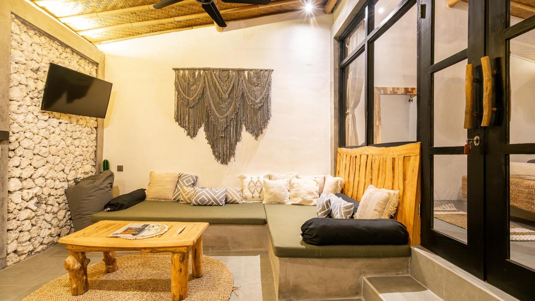 Alma Surf 6 - Cozy 01 Bed With Private Pool Apartemen Uluwatu (Bali)